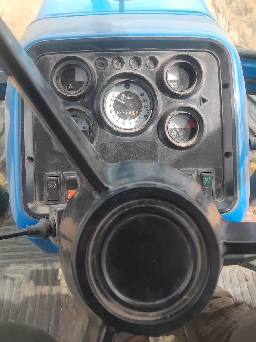 Ford Other 1986 - Image 1