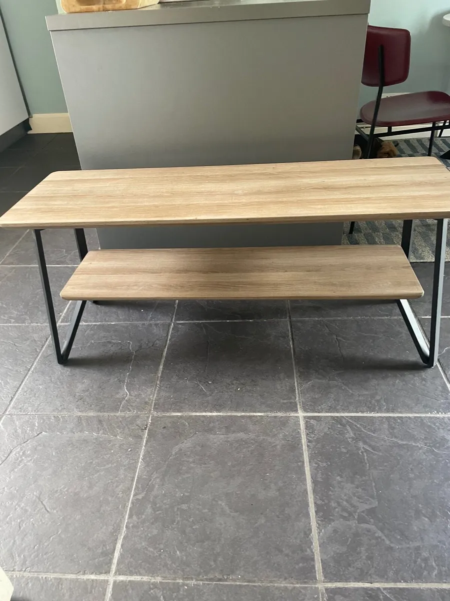 Tv stand - Image 1