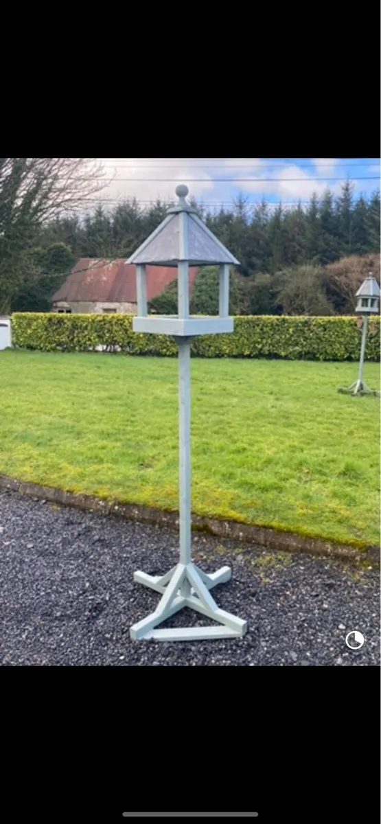 Bird tables and Bird houses - Image 4