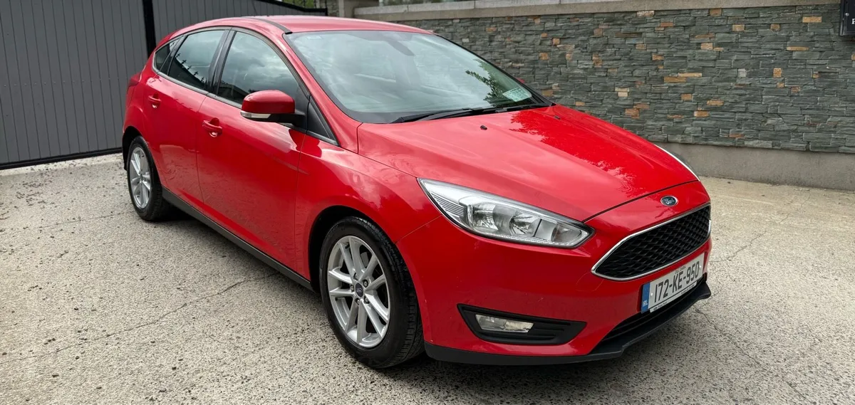 2017 (172) Ford focus 1.5tdci 1 owner - Image 1