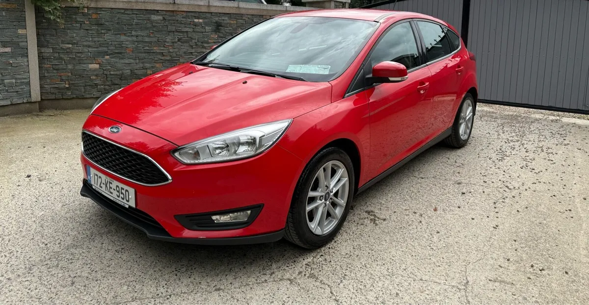 2017 (172) Ford focus 1.5tdci 1 owner - Image 2