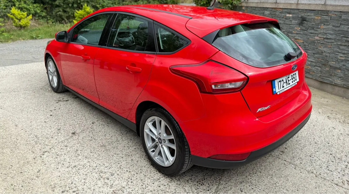 2017 (172) Ford focus 1.5tdci 1 owner - Image 3