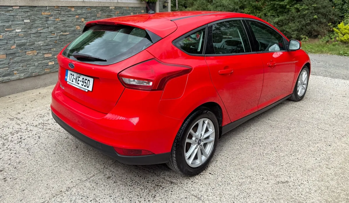 2017 (172) Ford focus 1.5tdci 1 owner - Image 4