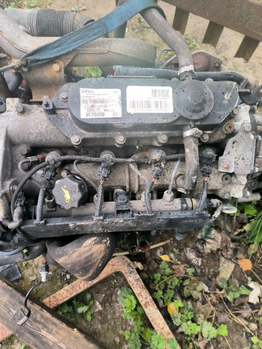2005 iveco engine gearbox backaxle and BMW engine - Image 2