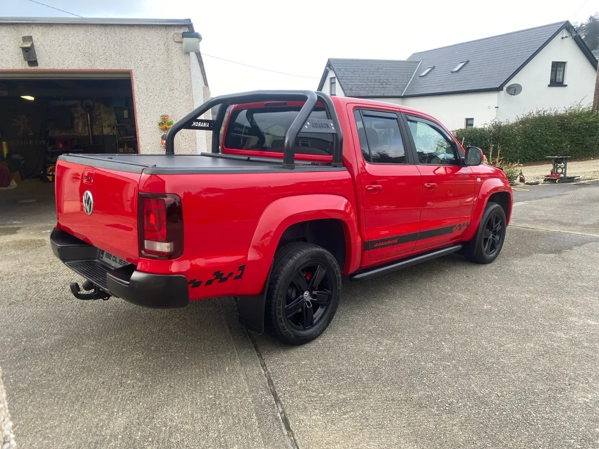 Vw Amarok black edition NO VAT - Image 4