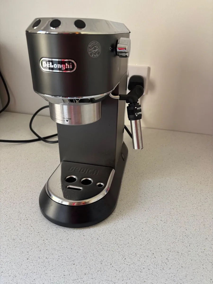 De Longhi Dedica coffee maker - Image 3