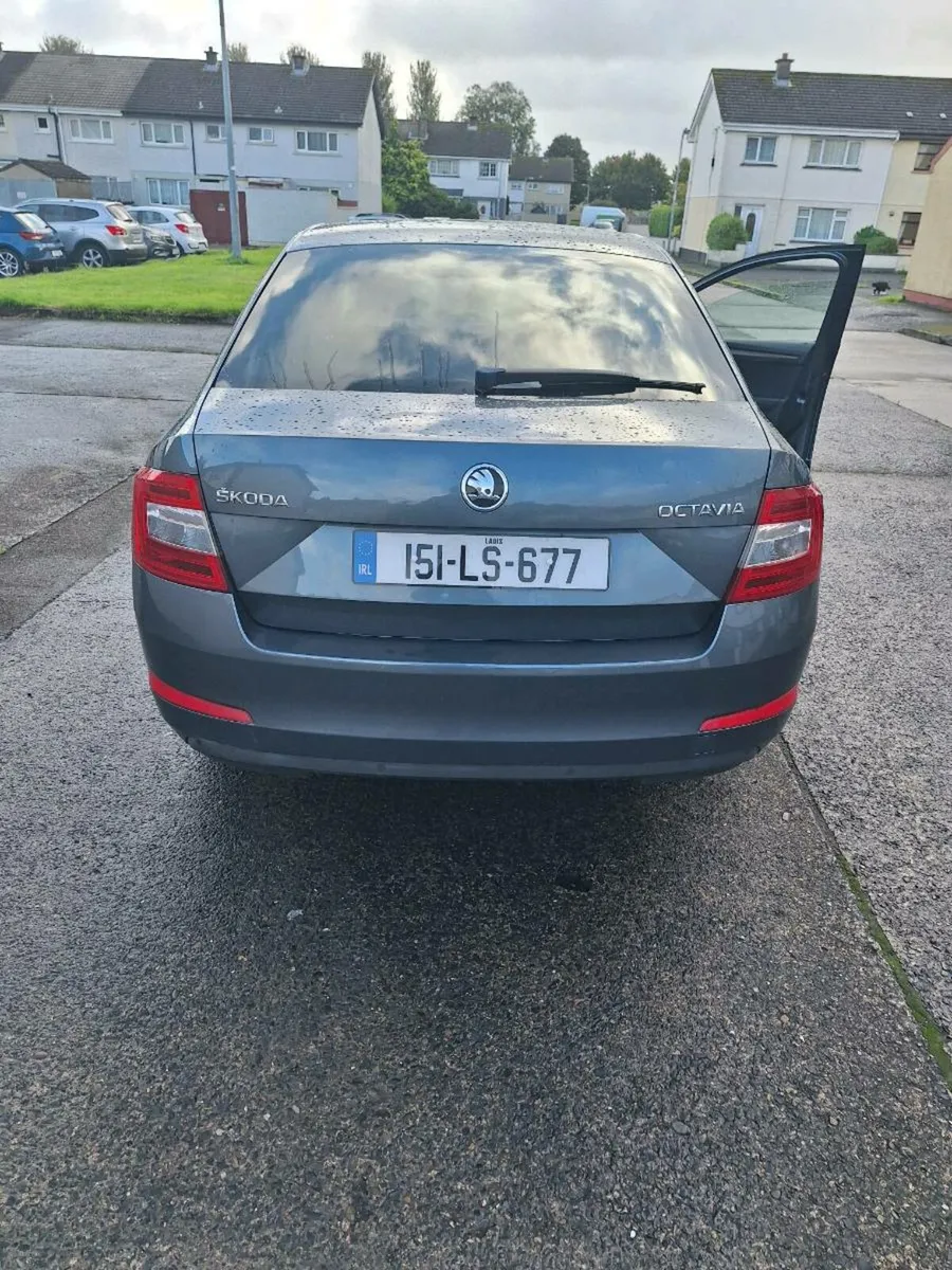 151 Skoda Octavia 1.6tdi - Image 2