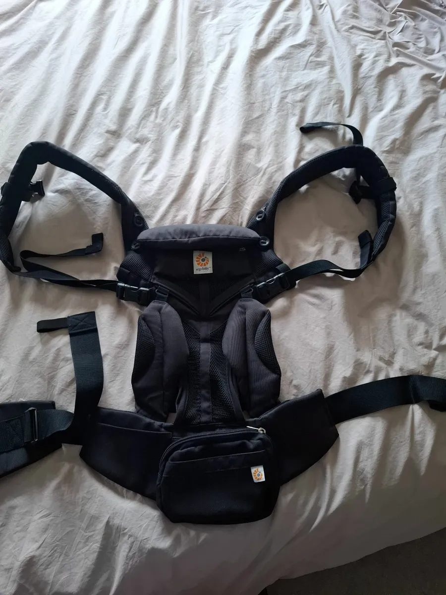 Ergobaby Omni 360 Baby Carrier - Image 1