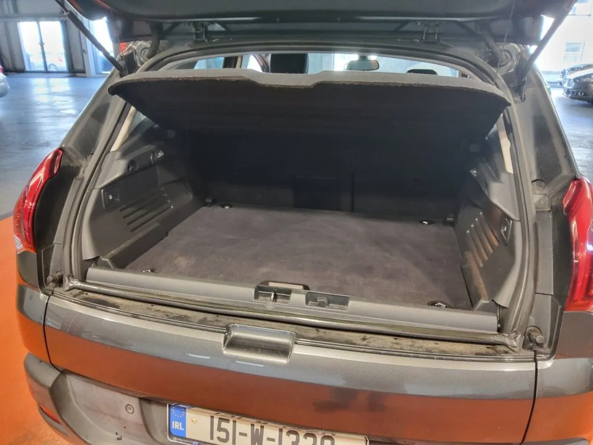 Peugeot 3008 1.6 Hdi 115 bhp Active Grip Control - Image 3