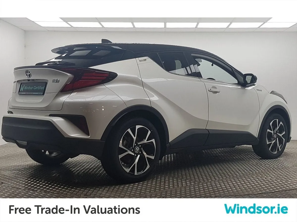 Toyota C-HR 1.8 Hybrid Sport - Image 3