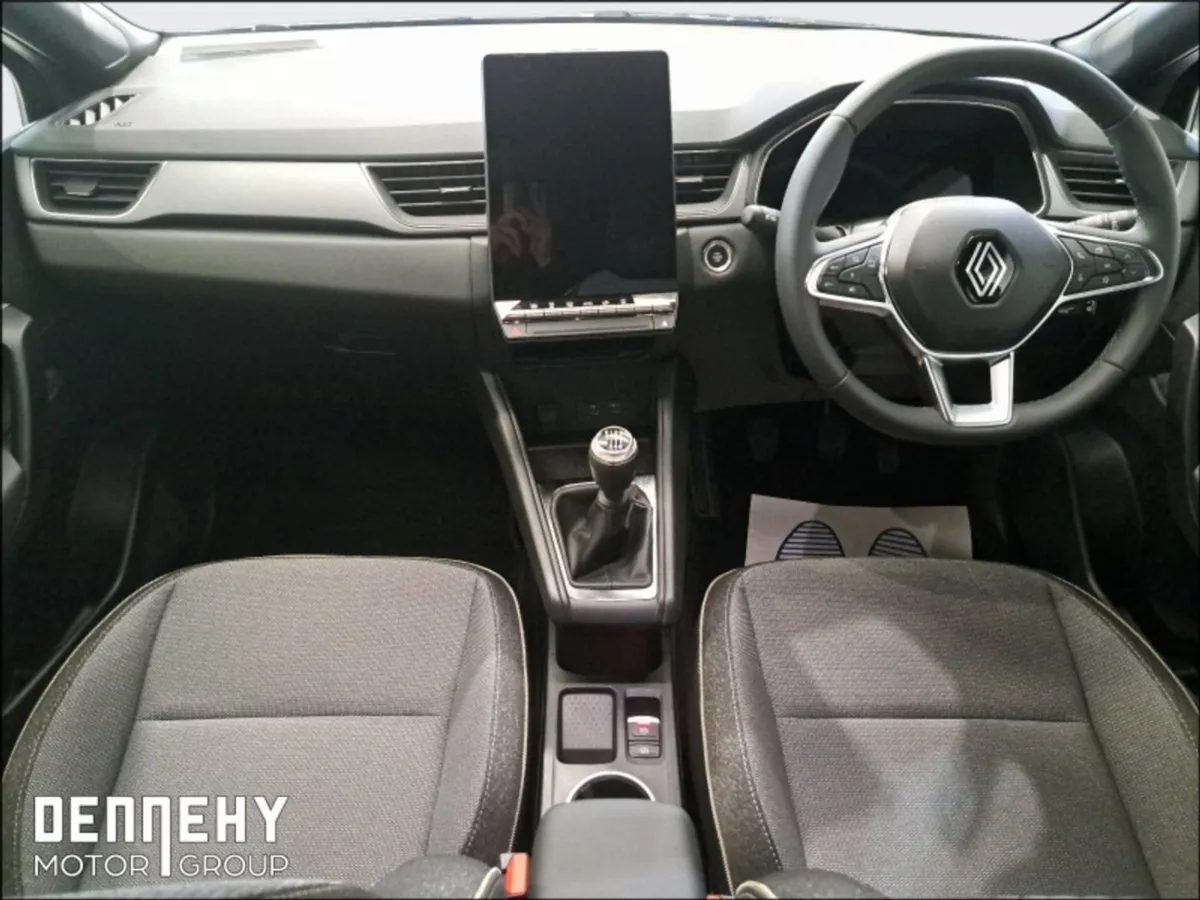 Renault Captur TCe 90 Techno - Image 2