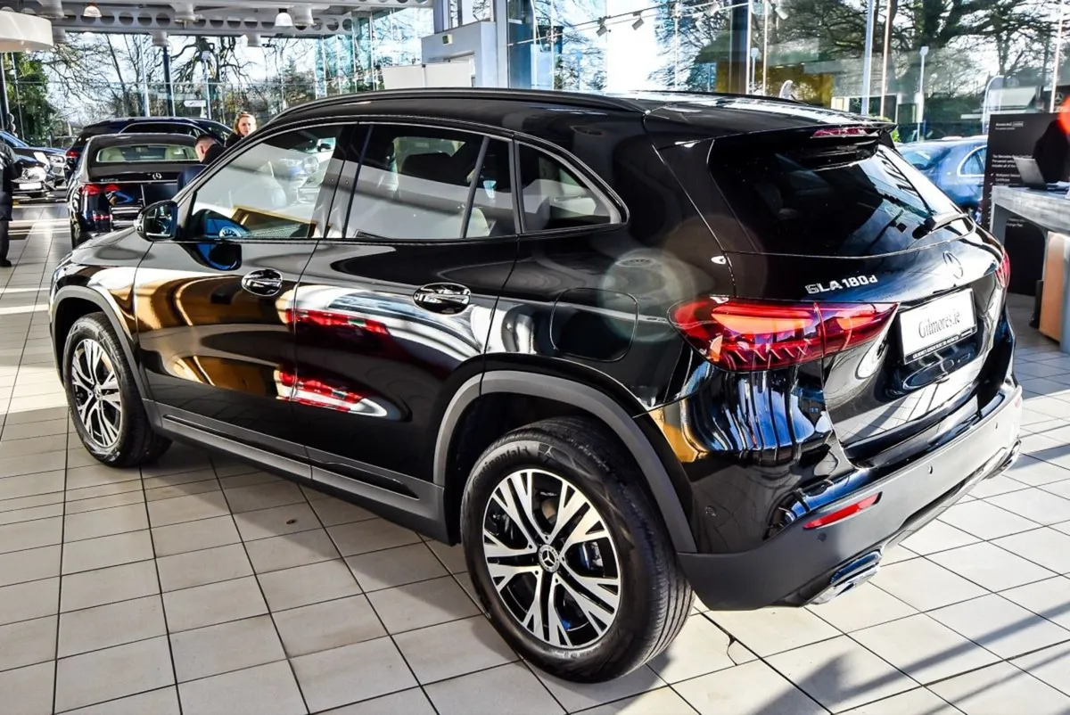 Mercedes-Benz GLA Class 180d Progressive Night Pa - Image 2