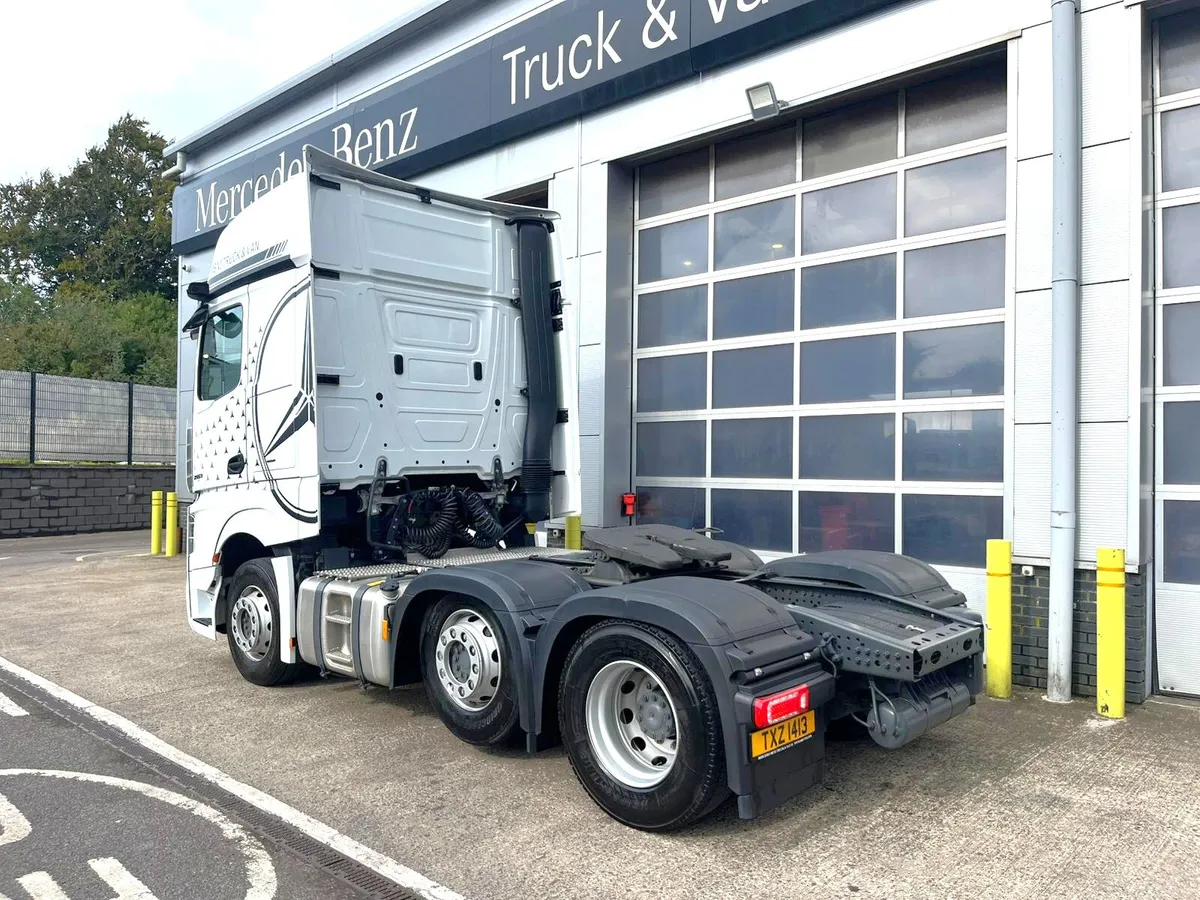 Mercedes-Benz Actros L 2553 GigaSpce - Image 4
