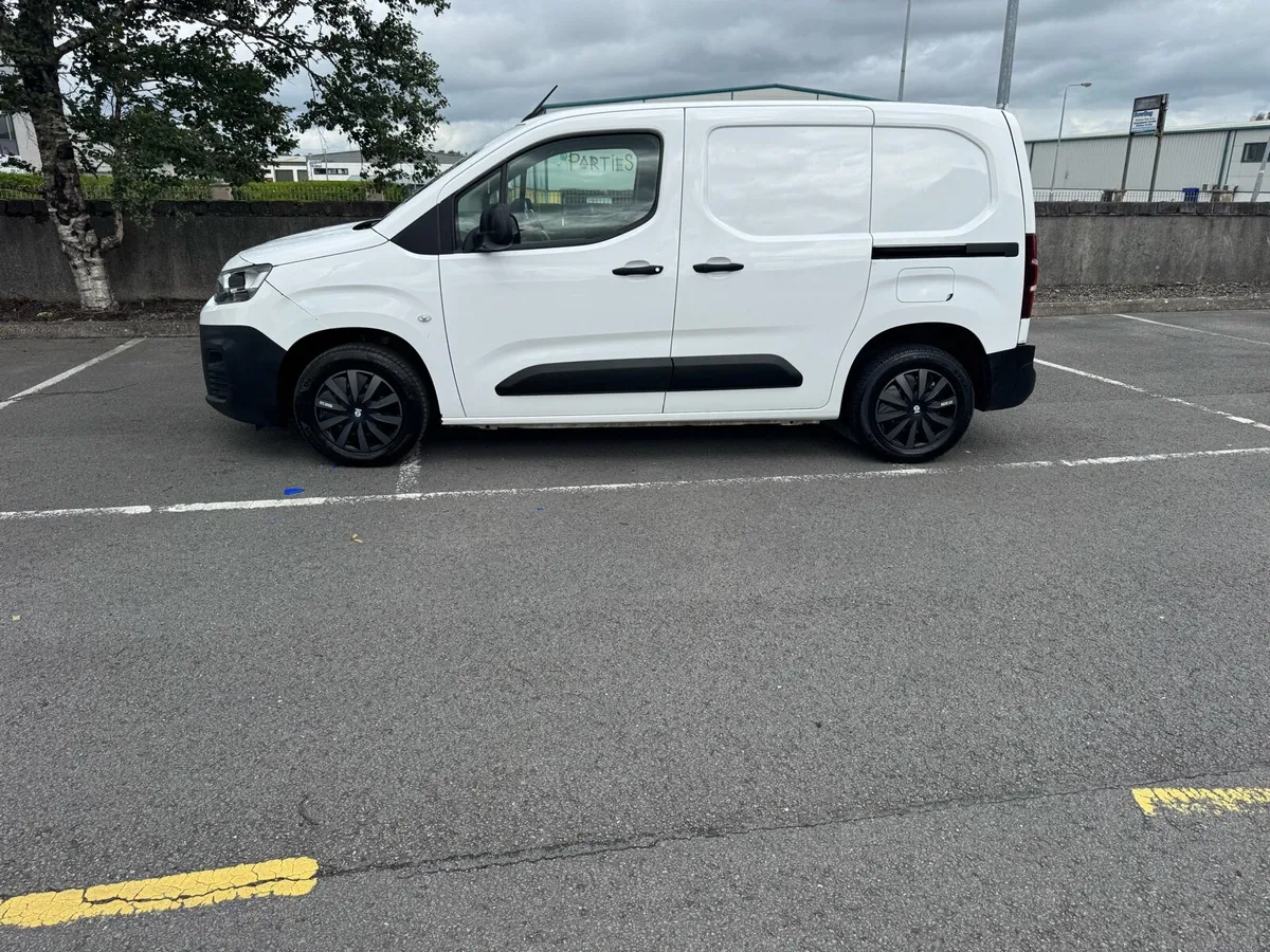 2020 citroen berlingo 1.5 HDI - Image 2