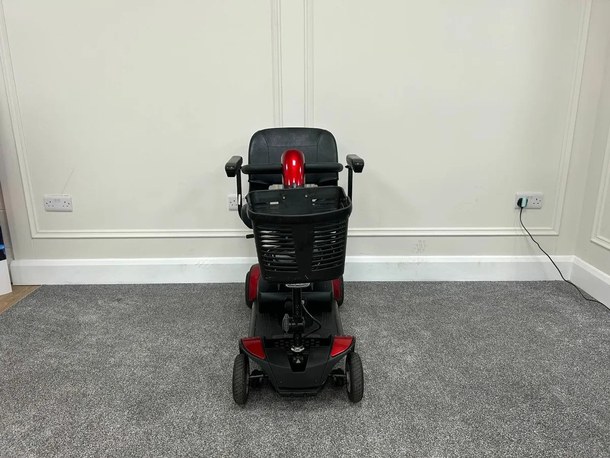 Pre-Owned Go-Go Elite Traveller LX Scooter - Image 2