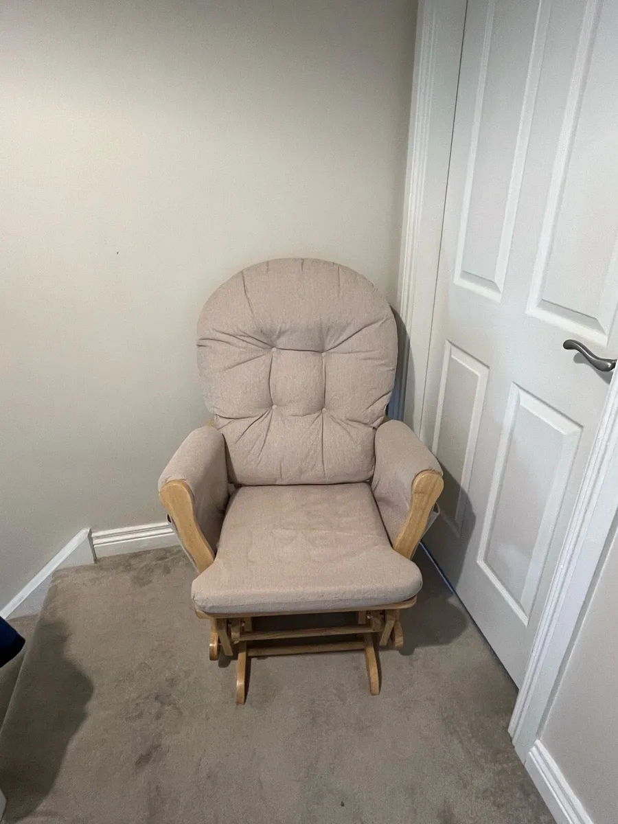 Nursing chair and footstool. glider chair - Image 2