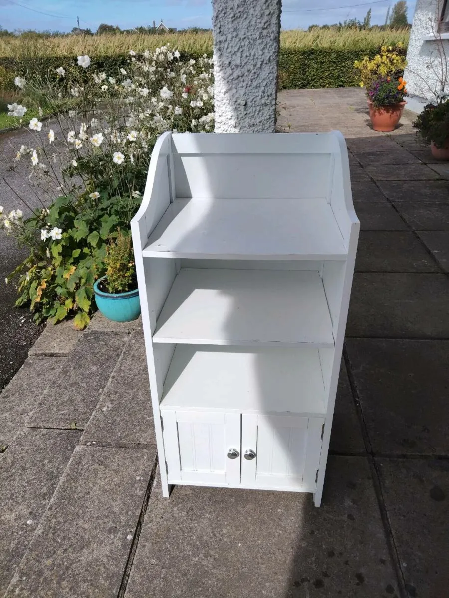 Bathroom cabinet - Image 1