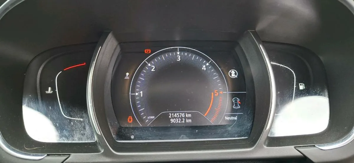 Renault grand scenic - Image 3