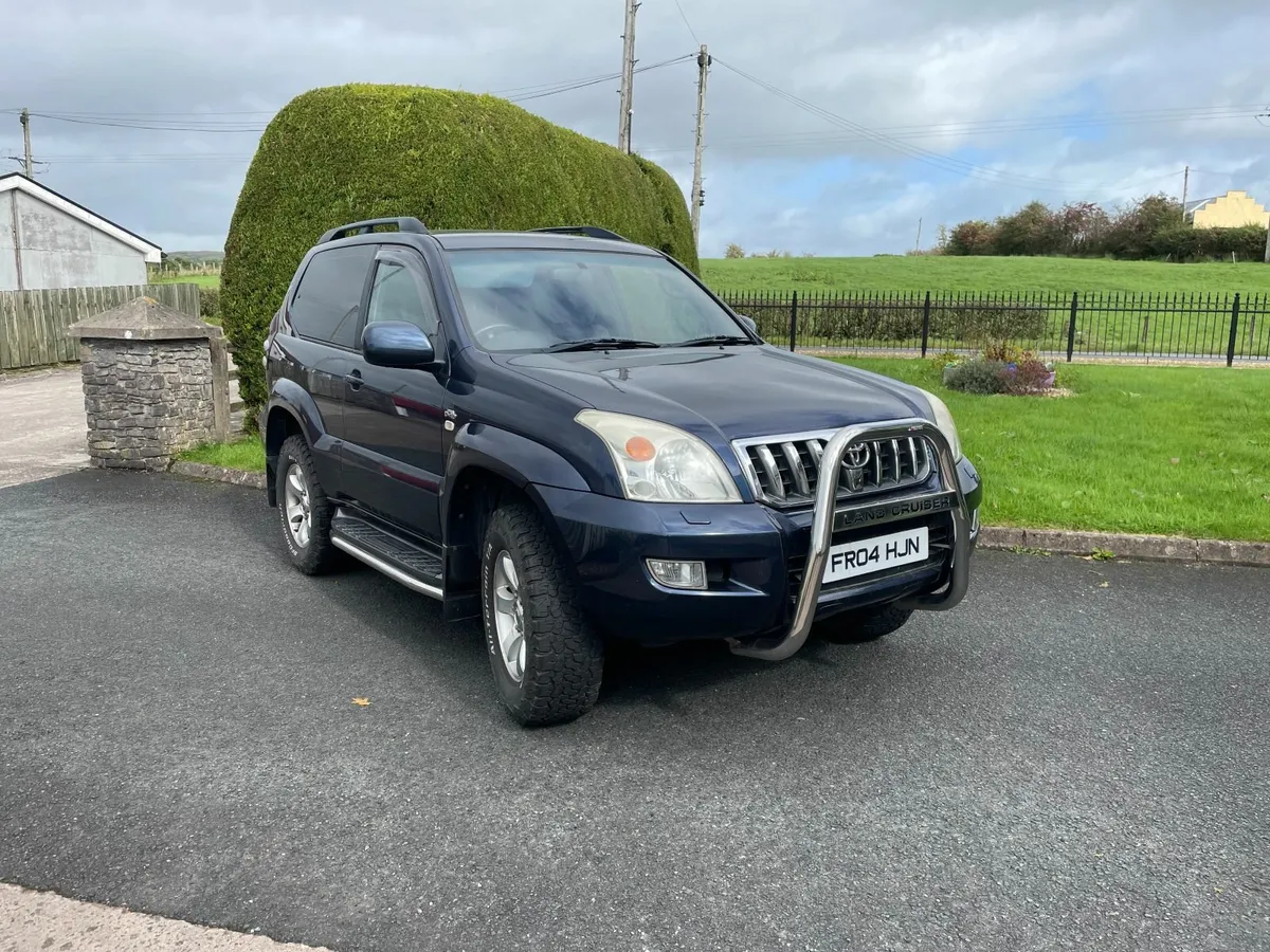 Toyota Land Cruiser 2004 - Image 1