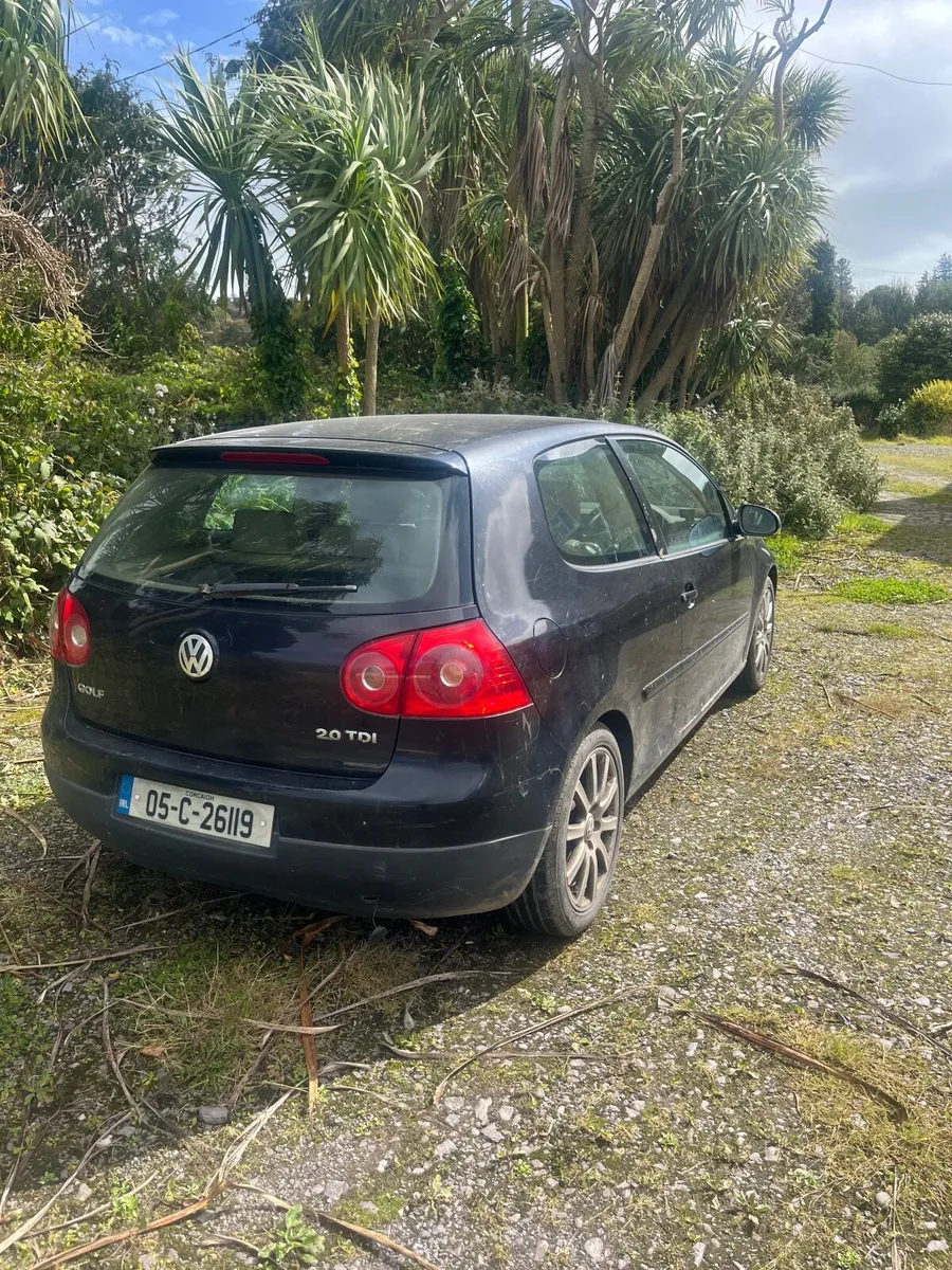 Volkswagen Golf 2005 - Image 1