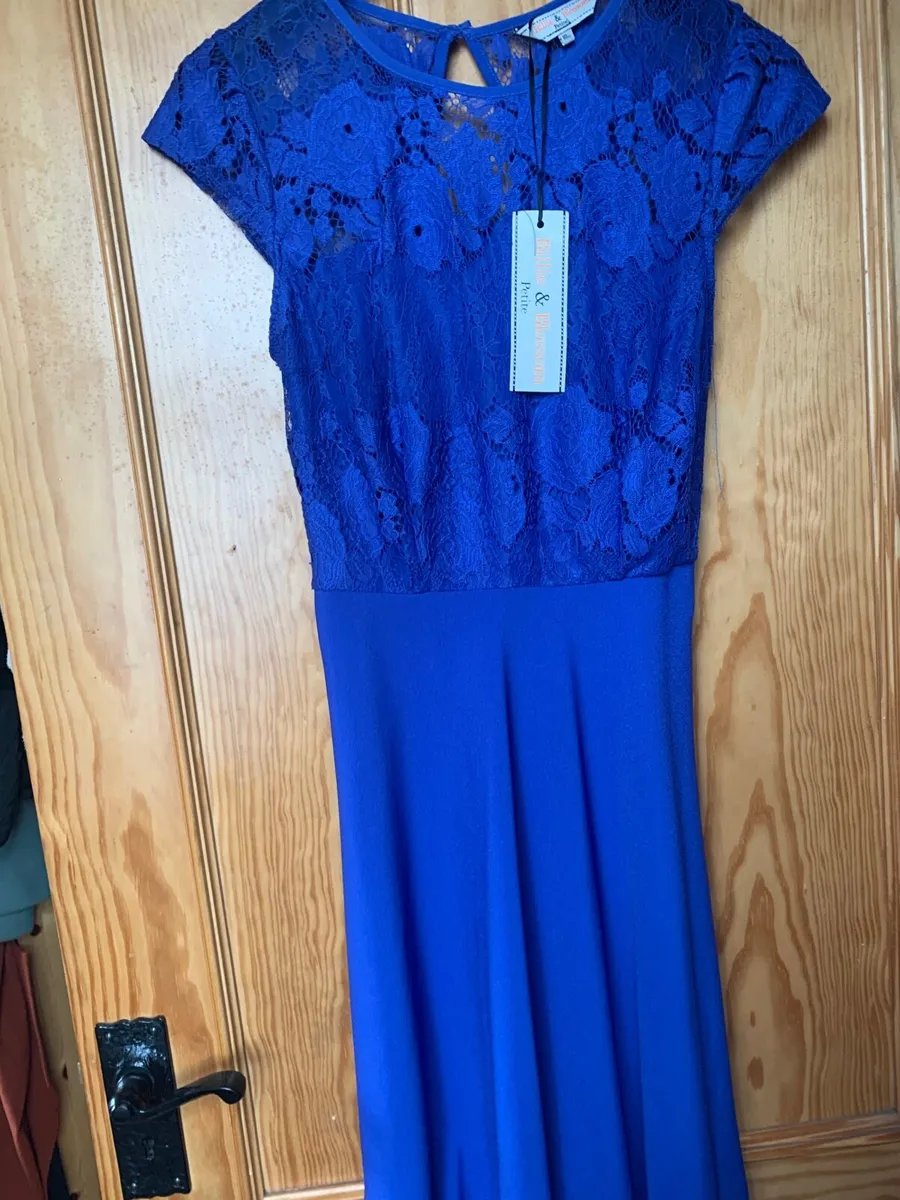 Dress size 10 - Image 2