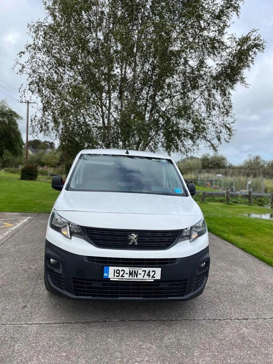 2019 Peugeot partner - Image 4
