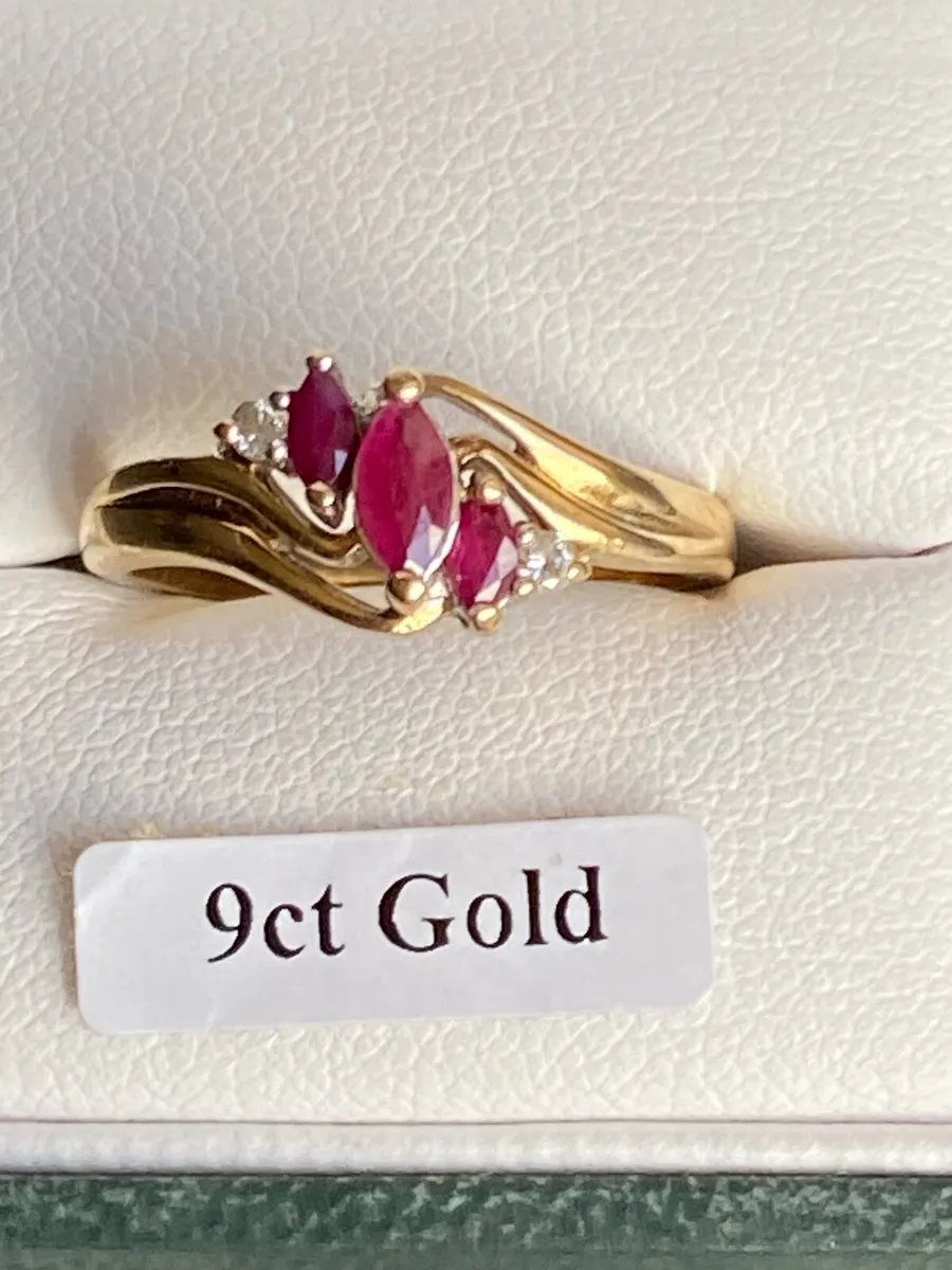 9ct Diamond and Ruby ring - Image 1