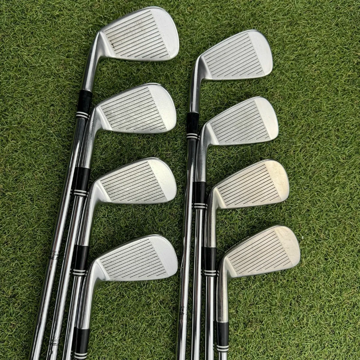 Cleveland Cg7 Tour / Cg Tour Combo Irons / 3-Pw / - Image 3