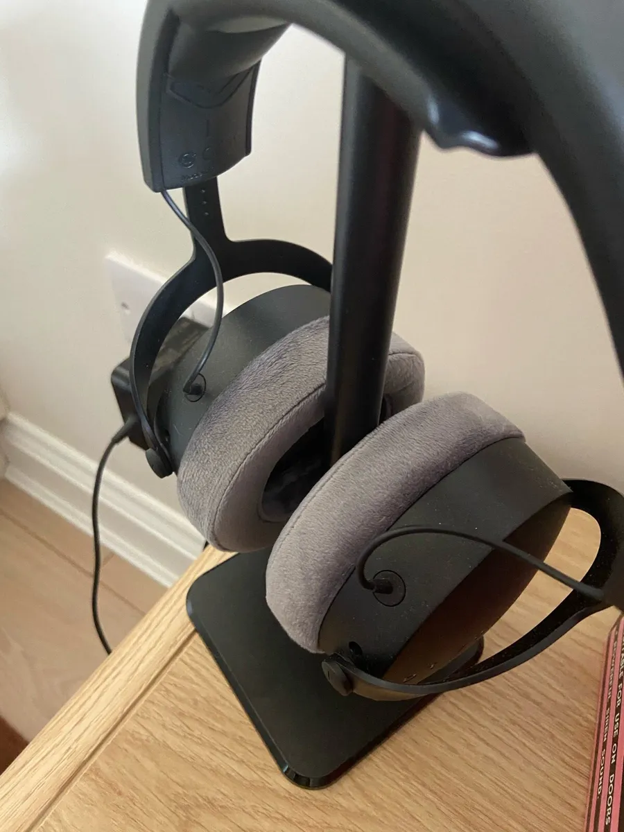 Beyerdynamic - DT 700 Pro X Headphones(Boxed Mint) - Image 3