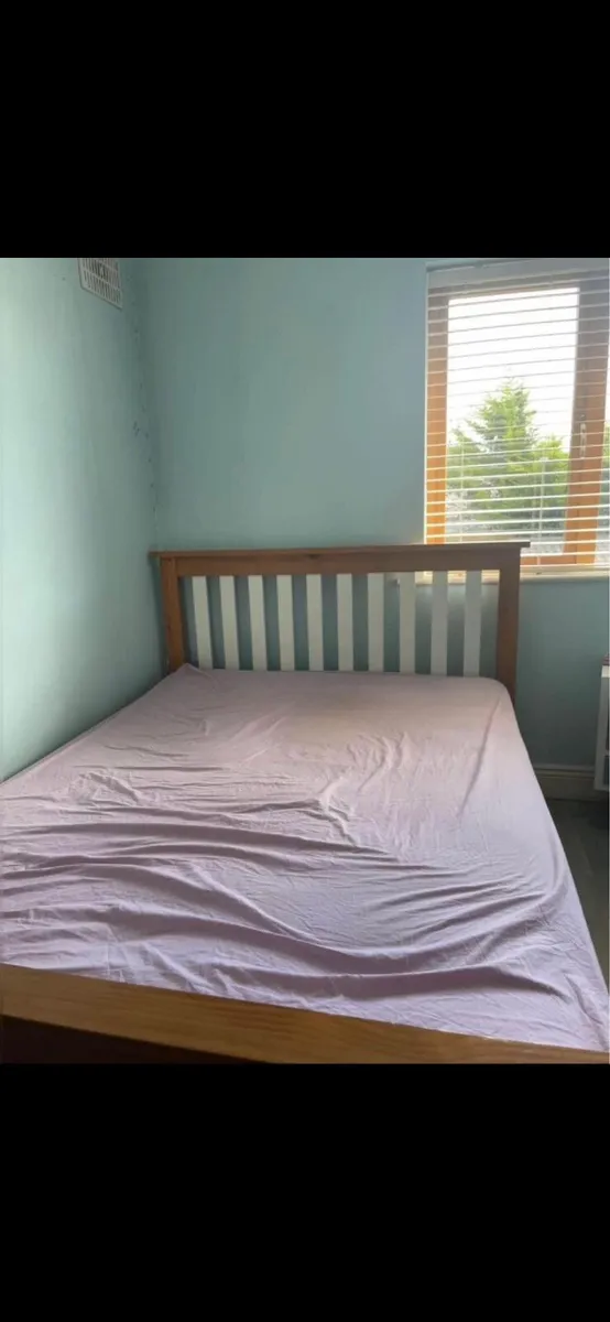 Bed - Image 2