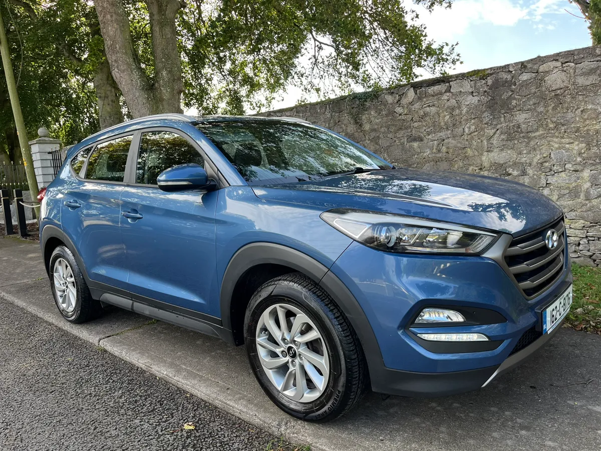 HYUNDAI TUCSON 1.7 CRDI SE - Image 2