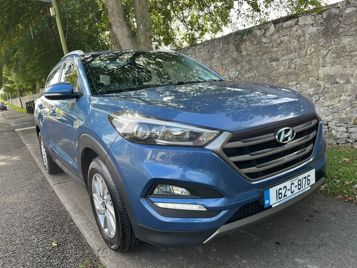 HYUNDAI TUCSON 1.7 CRDI SE - Image 3