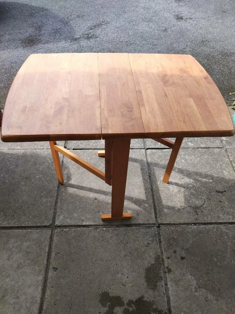 Drop leaf table - Image 1