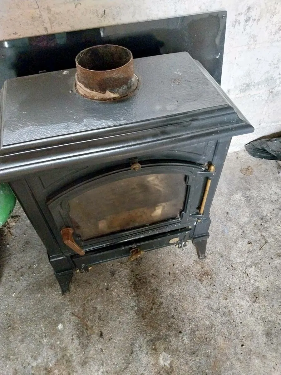 Stove - Image 1