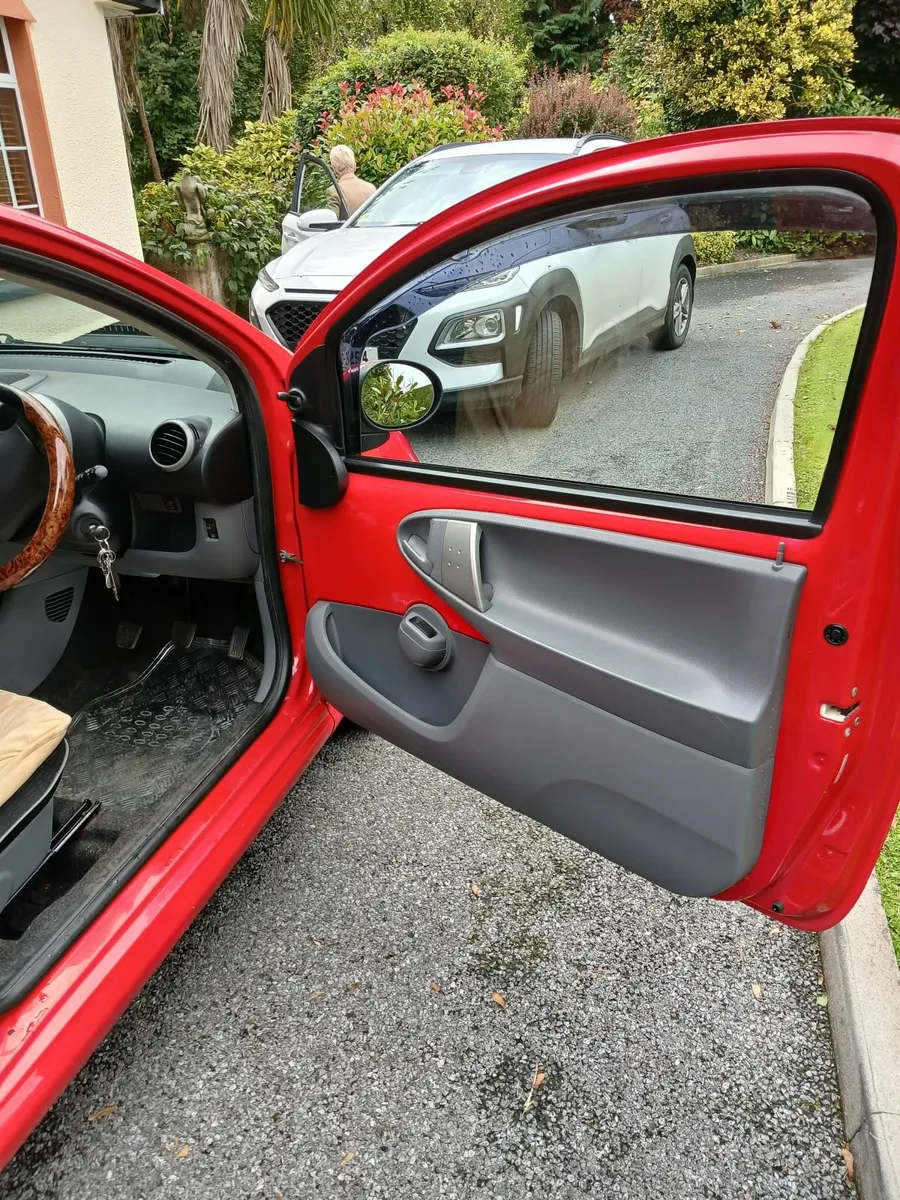 Peugeot 107 2011 - Image 3