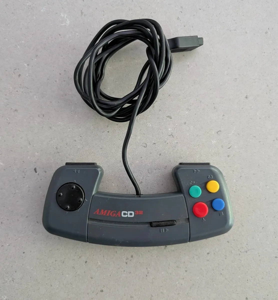 Commodore Amiga CD32 Video Game Console - Image 3