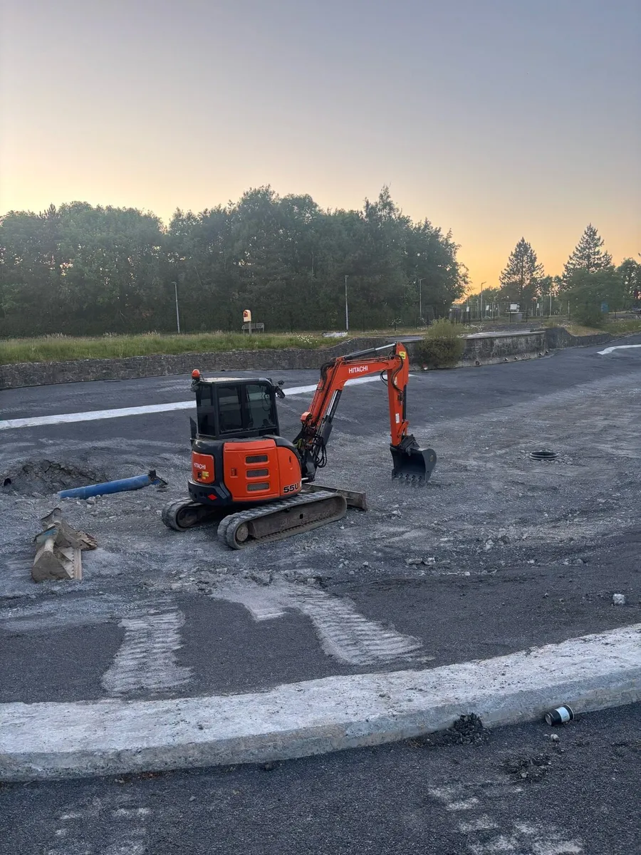 Digger and driver hire - Image 2