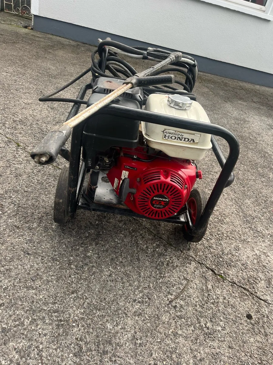 Honda generator - Image 1