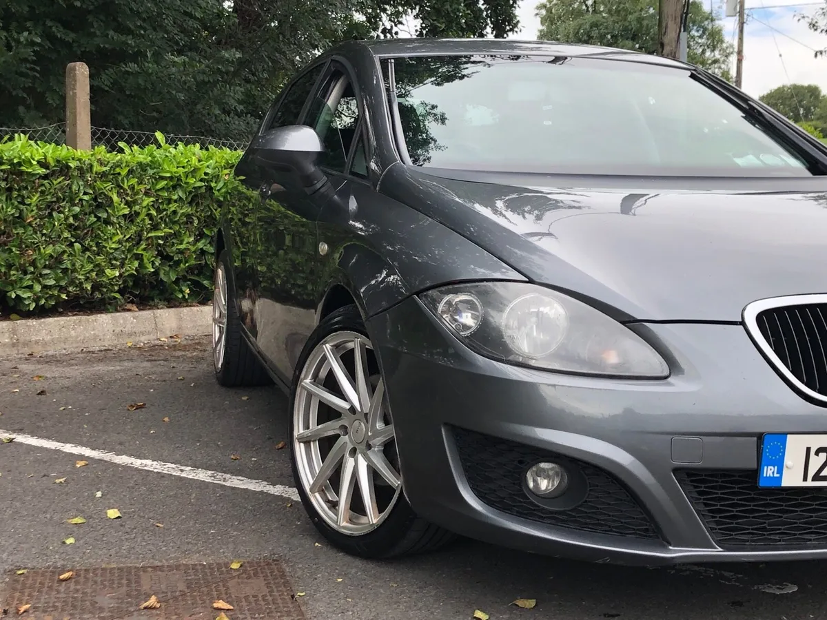 12 seat leon 1.6diesel Manual nct’d 05/26 - Image 3