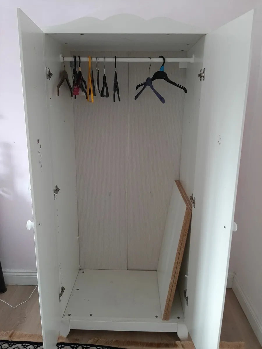 Wardrobe - Image 2