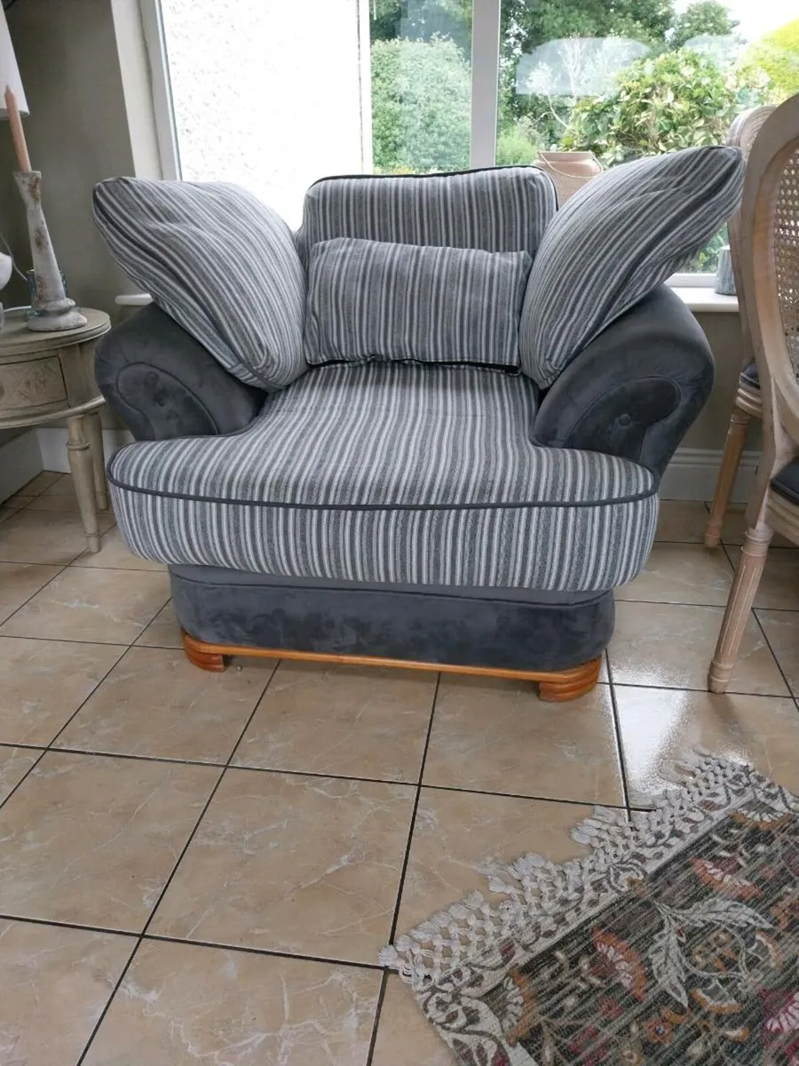 Sofa chair - Image 2