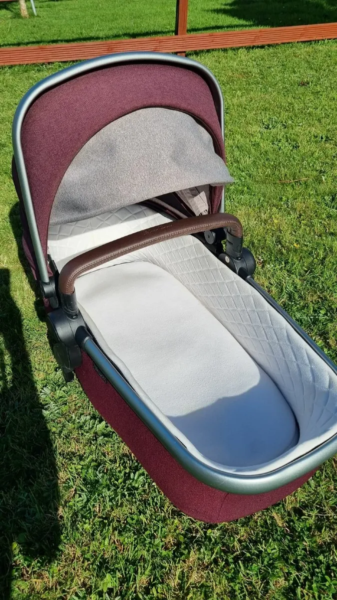 Silver Cross Wave double pram - Image 3
