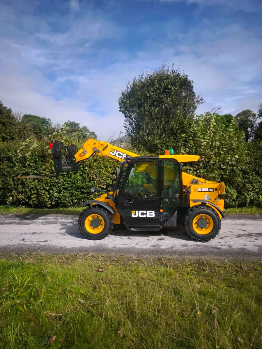 JCB 525-60 telehandler - Image 1
