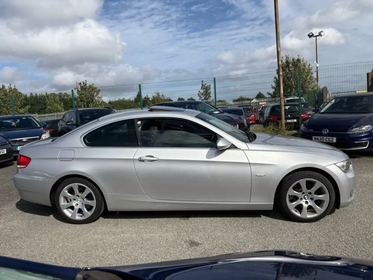 2007 BMW 325i Coupe 2.5L Petrol 18k Miles! - Image 2