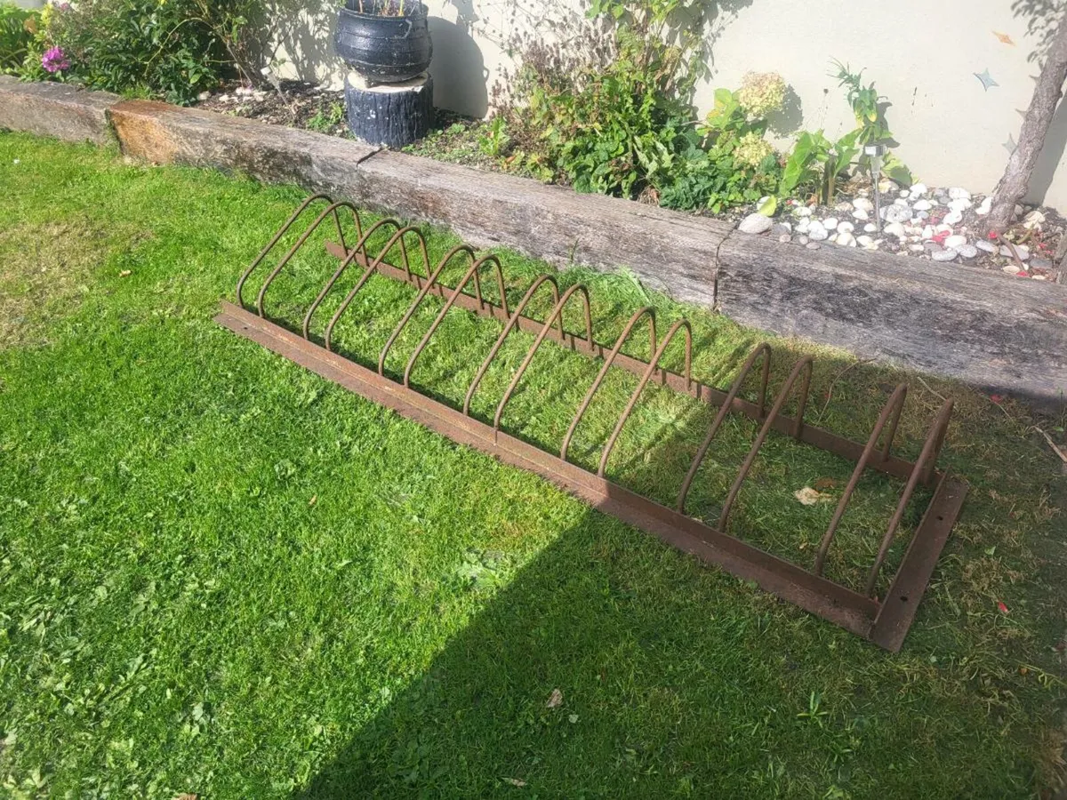 Bike rack - Image 1