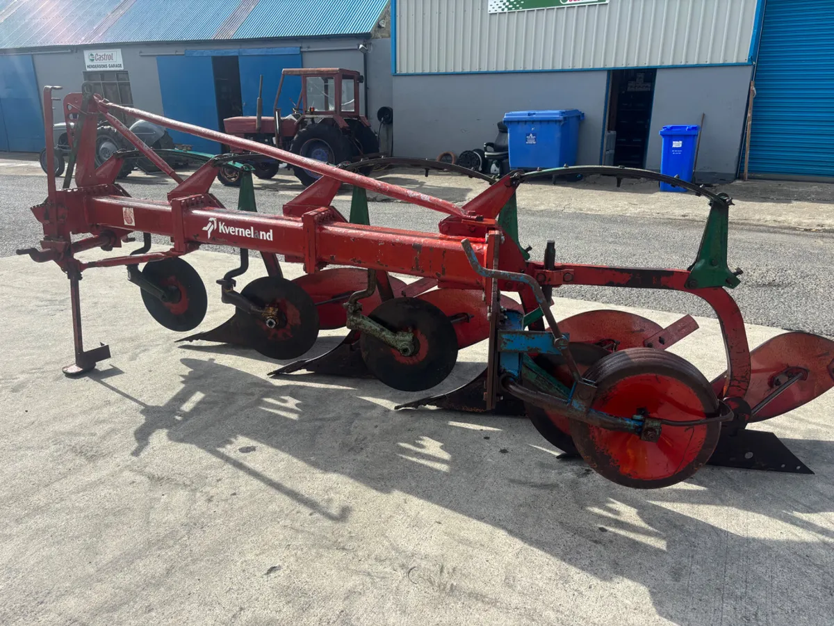 Kverneland plough 4 Furrow plough - Image 2