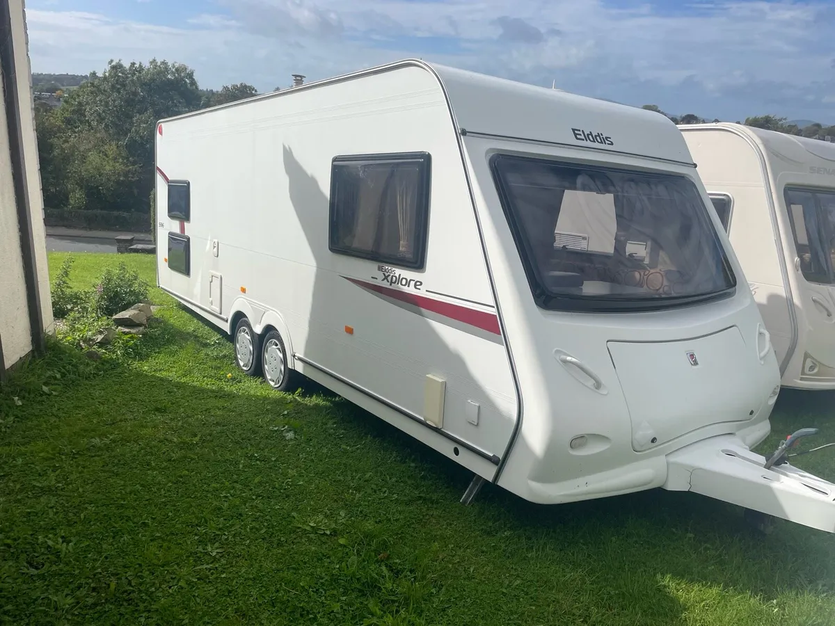 6 birth triple bunk bed caravan - Image 2