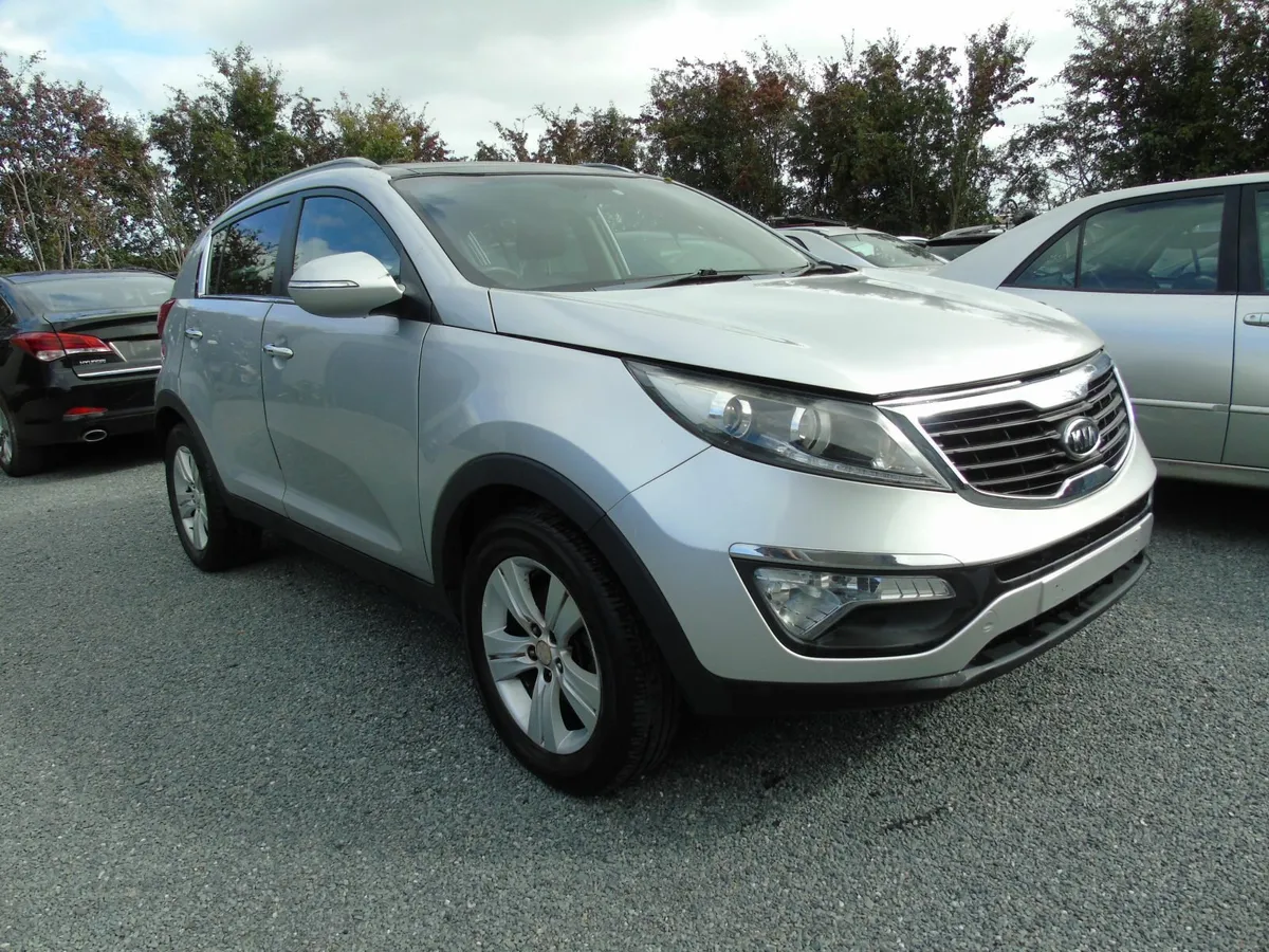 kia sportage  breaking - Image 1
