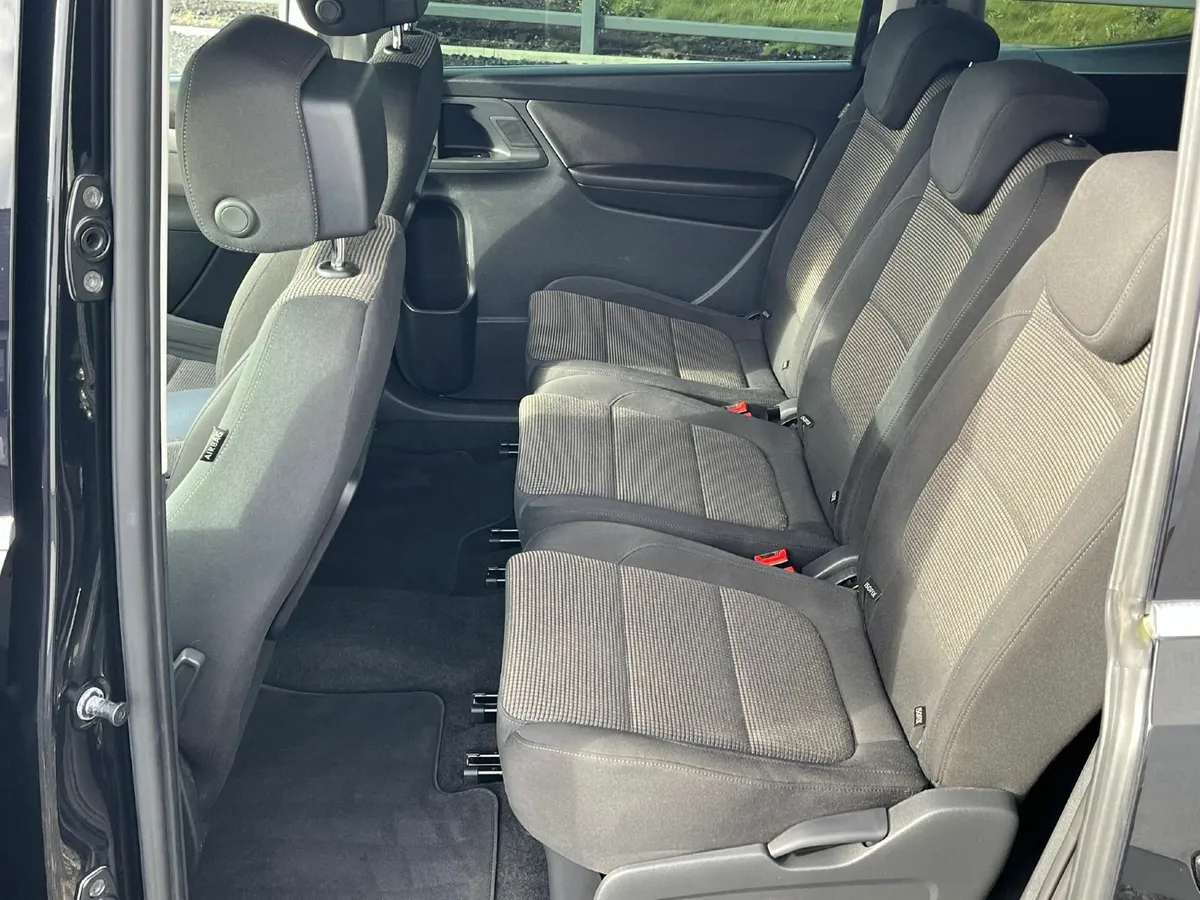 Volkswagen Sharan 2015 - Image 4