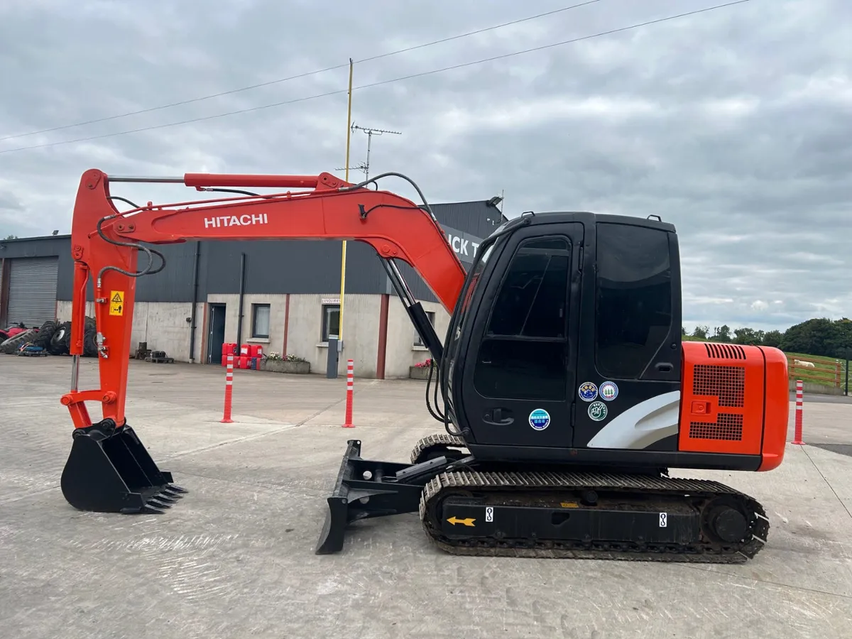(2014) Hitachi Zaxis 60, 3821 Hours - Image 2
